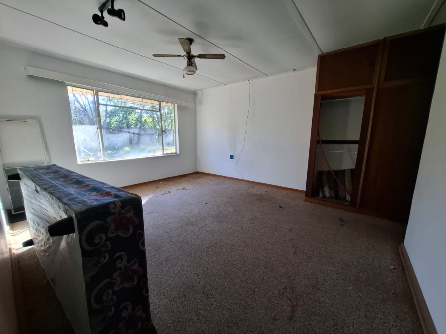 11 Bedroom Property for Sale in Universitas Free State